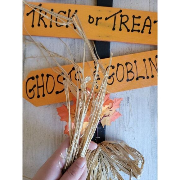Happy Halloween ghosts goblins trick or treat wooden crossing sign prop decor - Picture 7 of 13